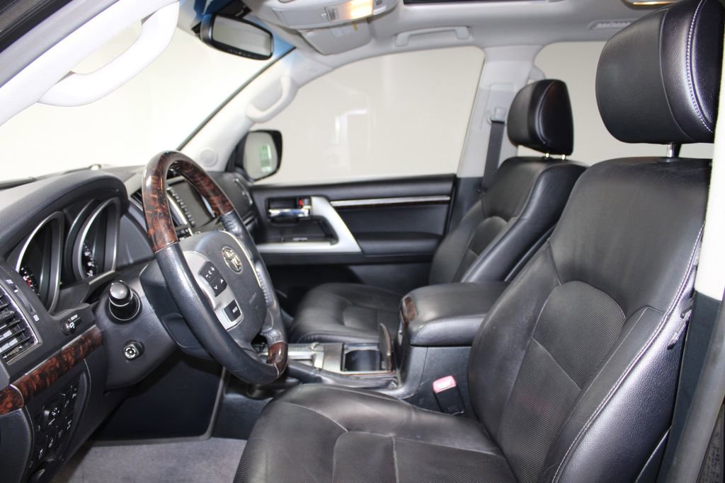 Used 2013 Toyota Land Cruiser AWD/4WD image 22