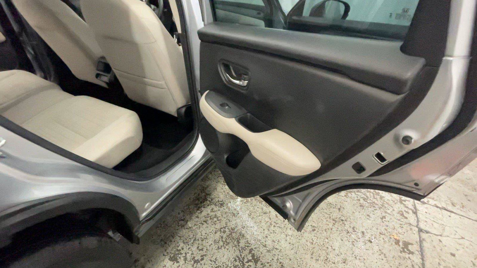Certified 2024 Honda HR-V LX image 23