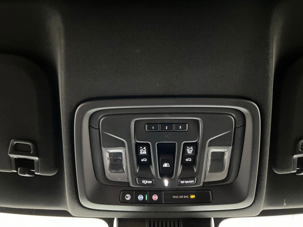 Used 2024 GMC Sierra 1500 AT4 w/ Technology Package image 46