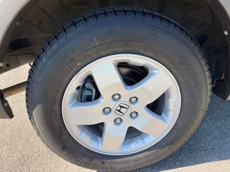 Used 2004 Honda Element EX image 32
