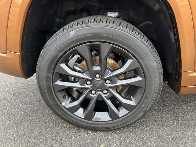 New 2026 Jeep Grand Cherokee Limited AWD/4WD image 10
