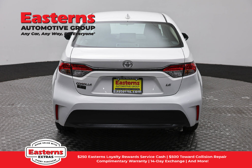 Used 2026 Toyota Corolla LE FWD image 7