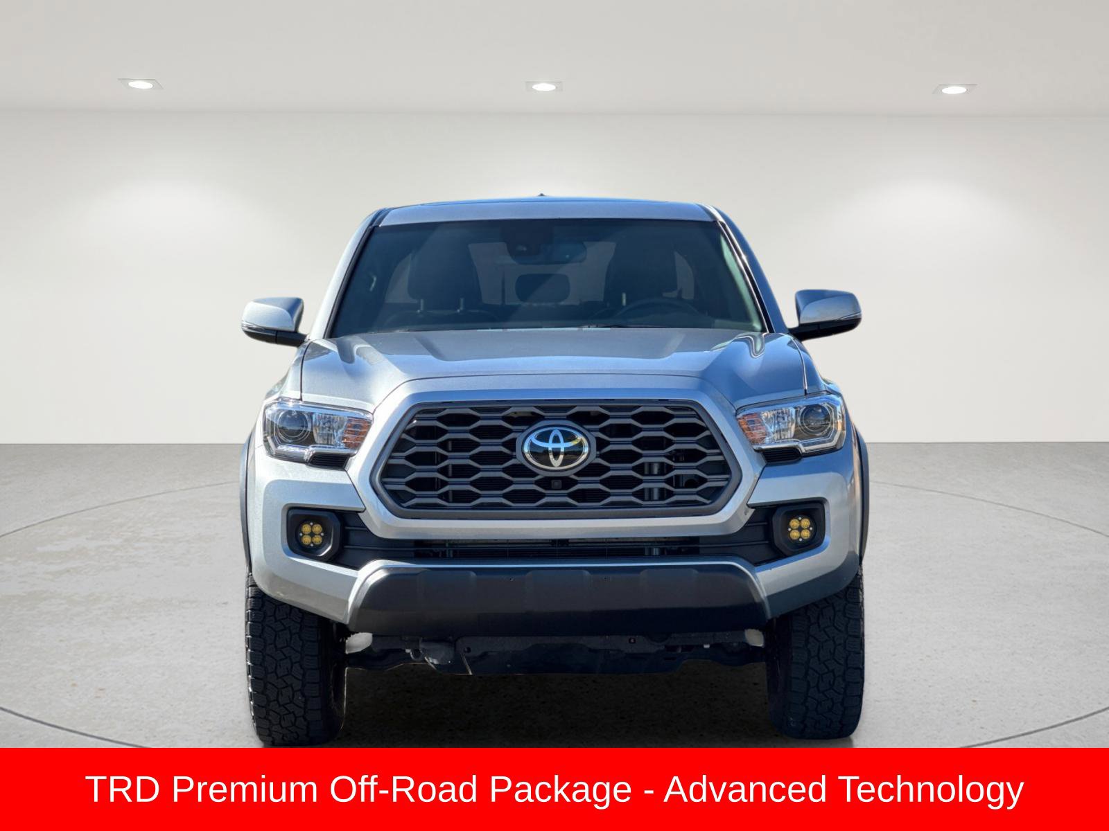 Used 2023 Toyota Tacoma TRD Off-Road w/ TRD Premium Off Road Package AWD/4WD image 9