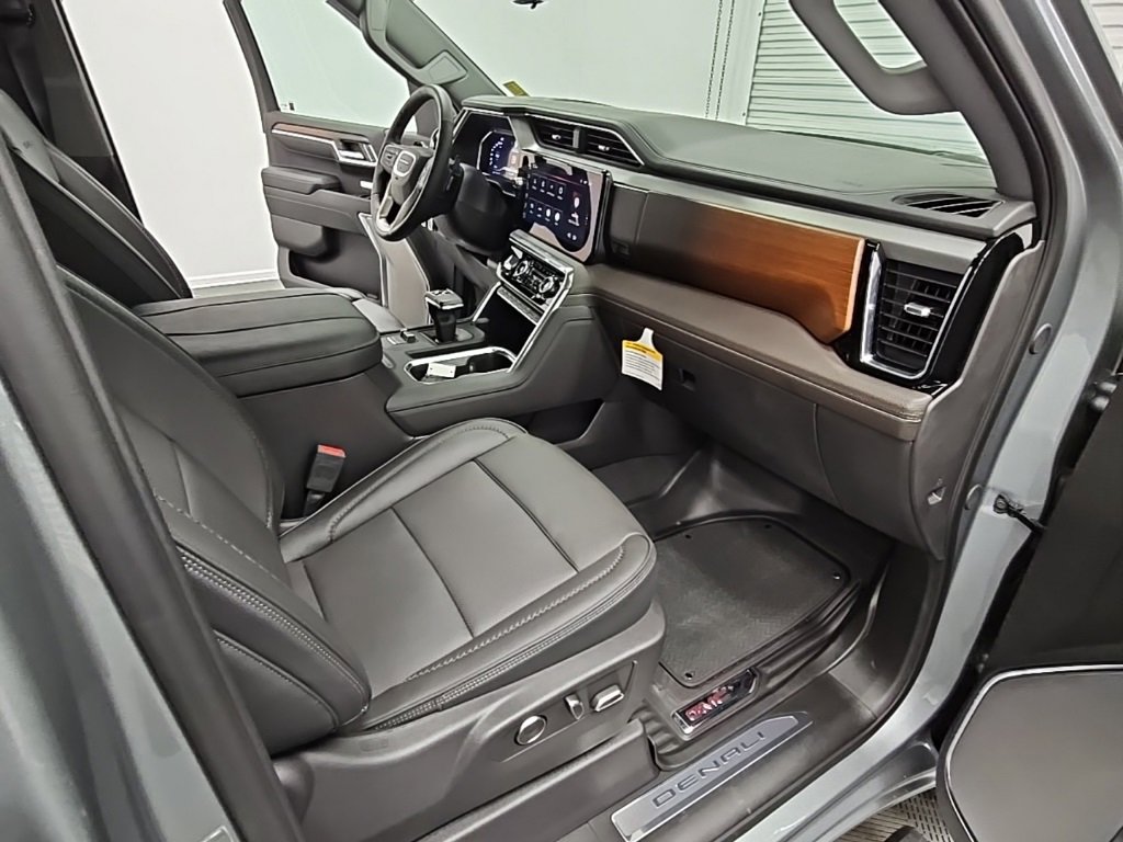 New 2025 GMC Sierra 1500 Denali w/ Denali Reserve Package image 39