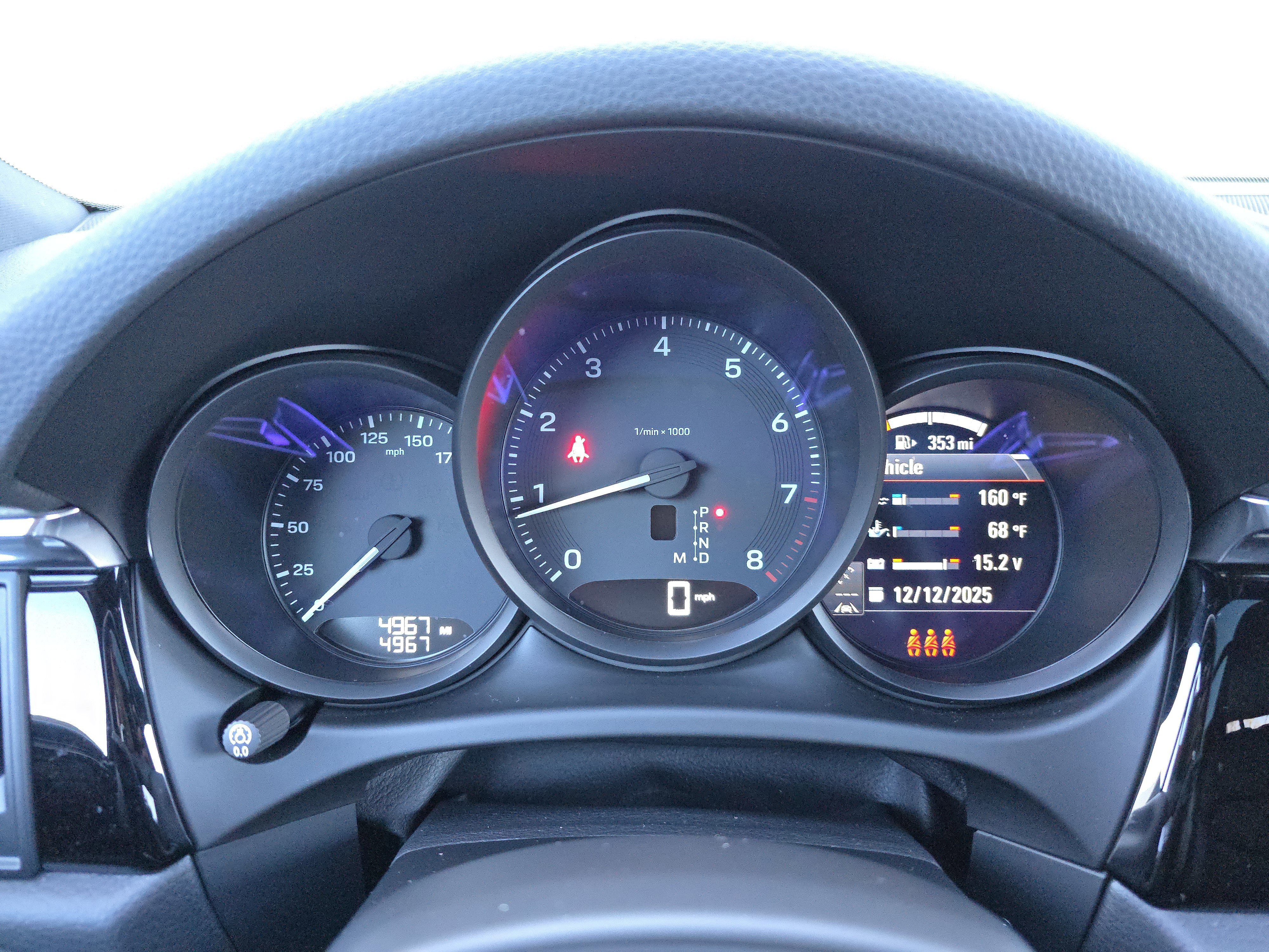 Certified 2025 Porsche Macan image 25