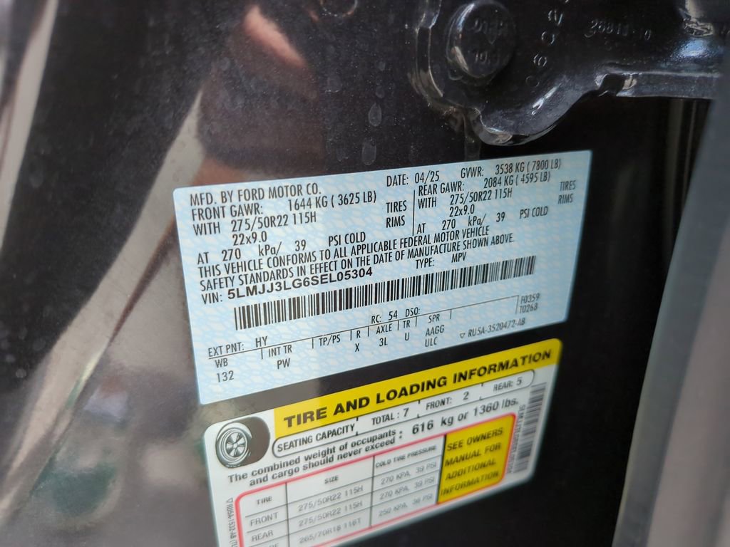 Used 2025 Lincoln Navigator L Reserve AWD/4WD image 37