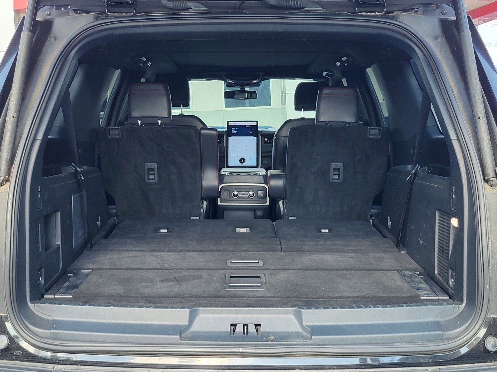 Certified 2023 Ford Expedition Max Limited RWD image 31