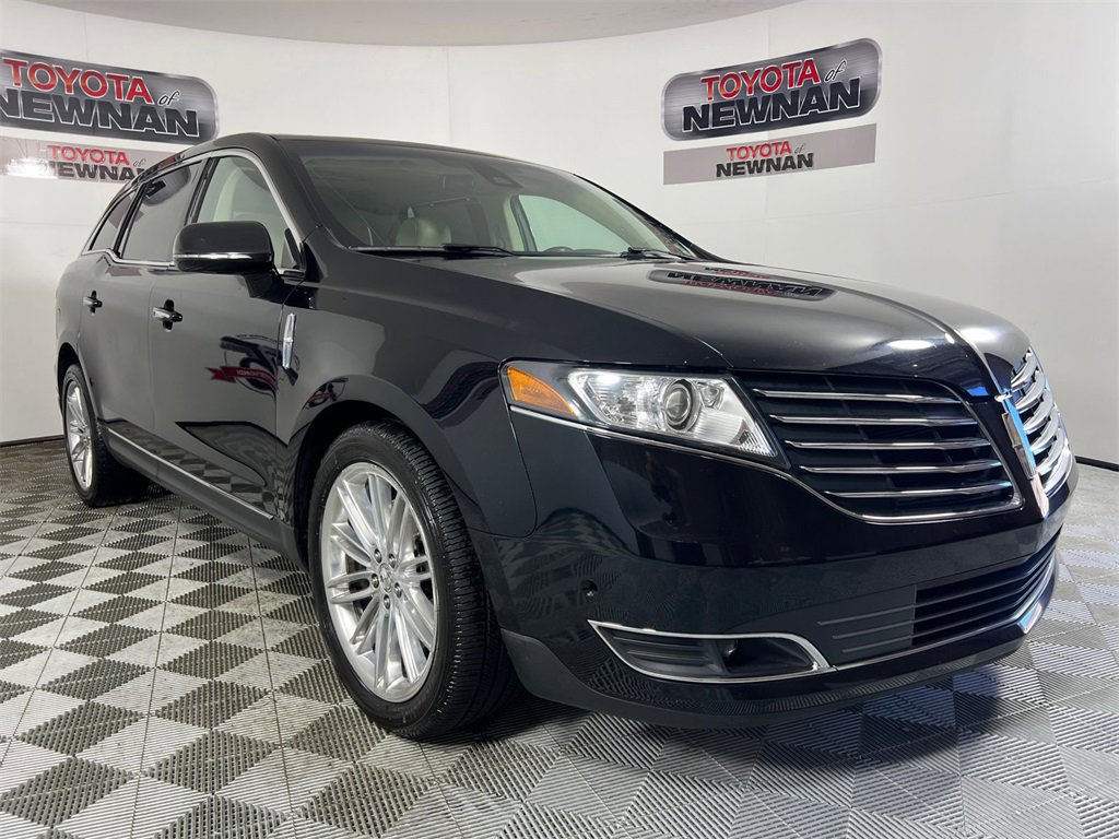 Used 2019 Lincoln MKT AWD