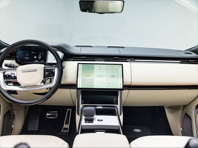 New 2026 Land Rover Range Rover Long Wheelbase Autobiography AWD/4WD image 32