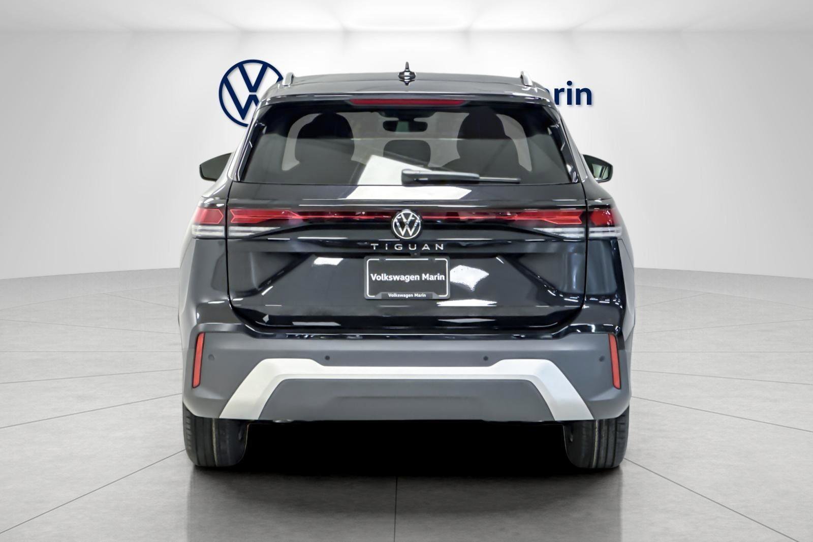 New 2026 Volkswagen Tiguan S image 4