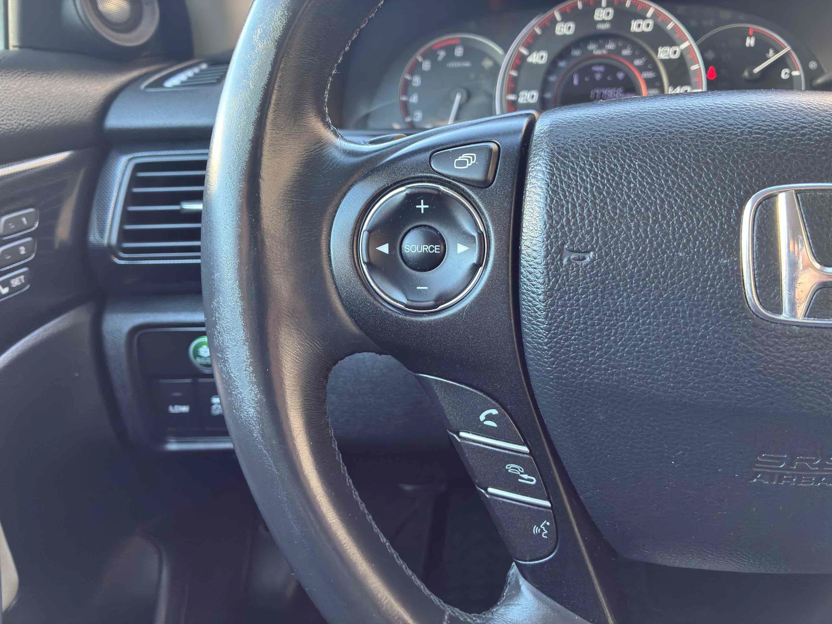 Used 2015 Honda Accord EX-L image 30