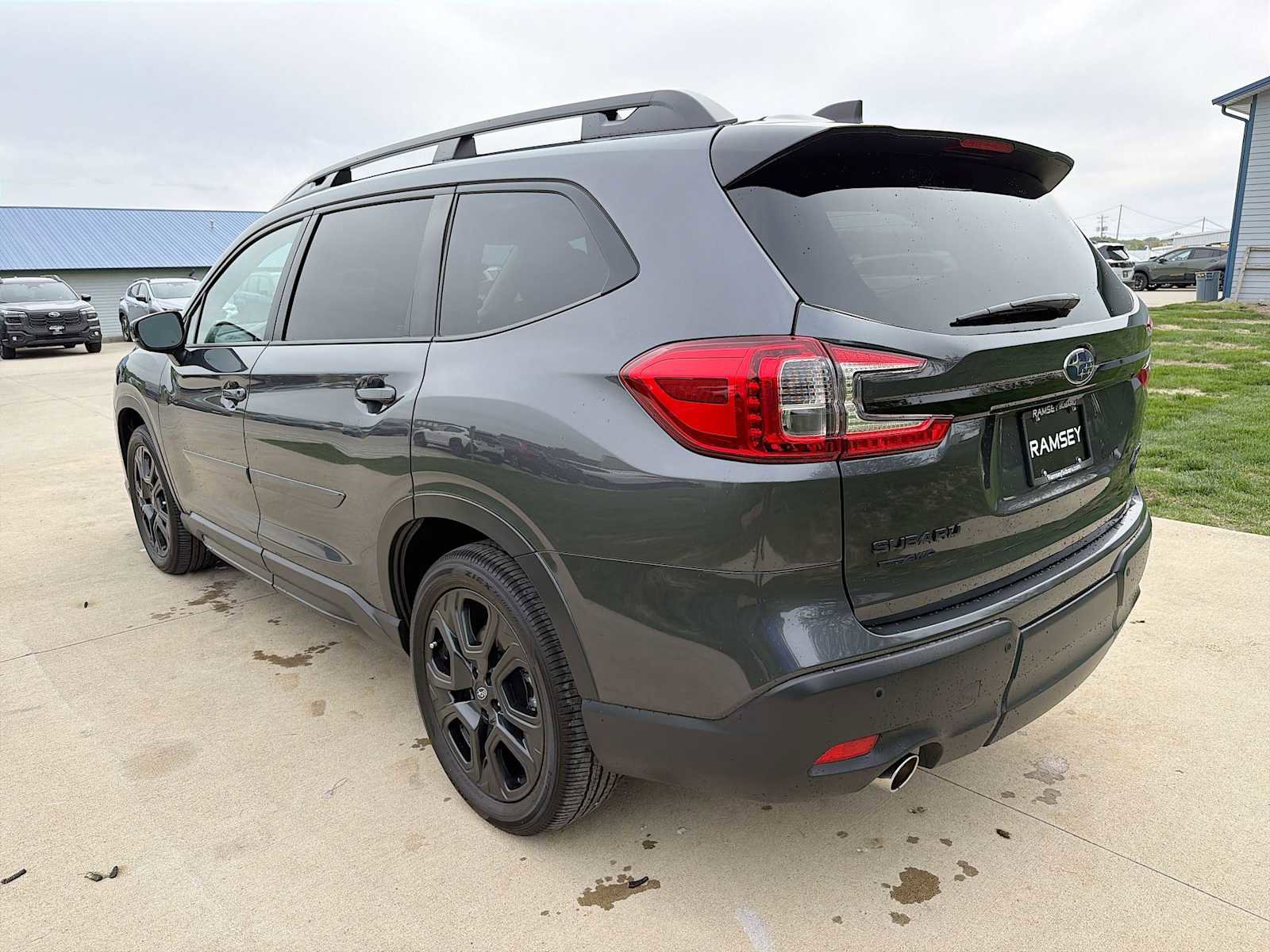 Used 2024 Subaru Ascent Onyx Edition Limited AWD/4WD image 4