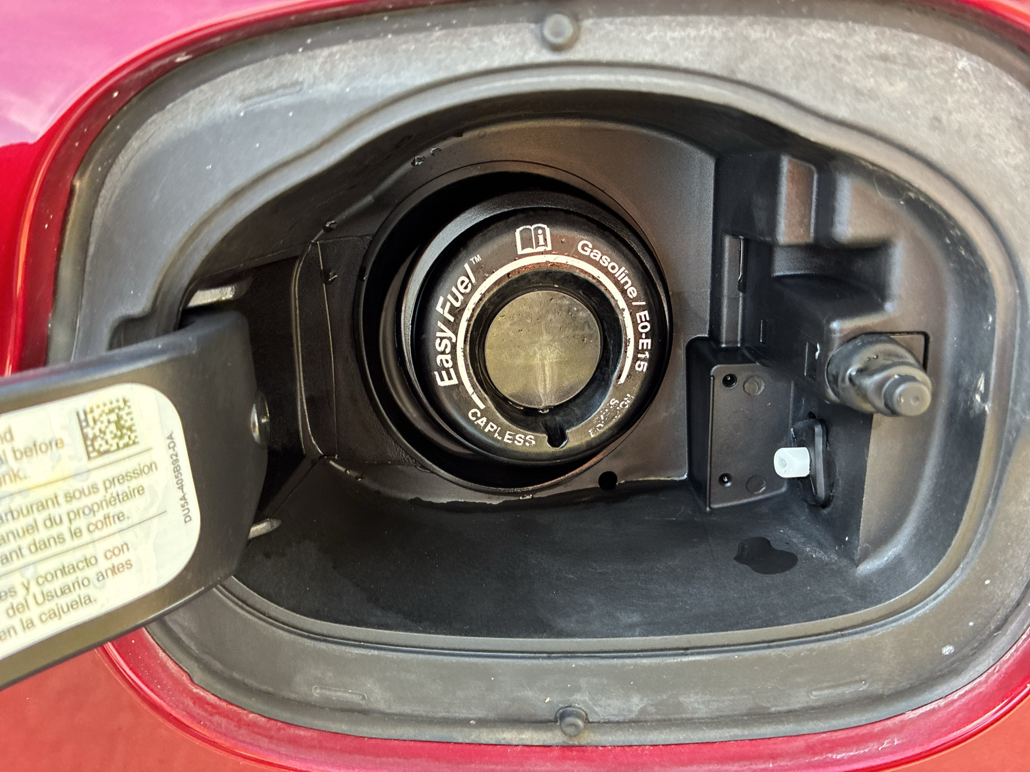 Used 2017 Ford Fusion Energi Titanium FWD image 15