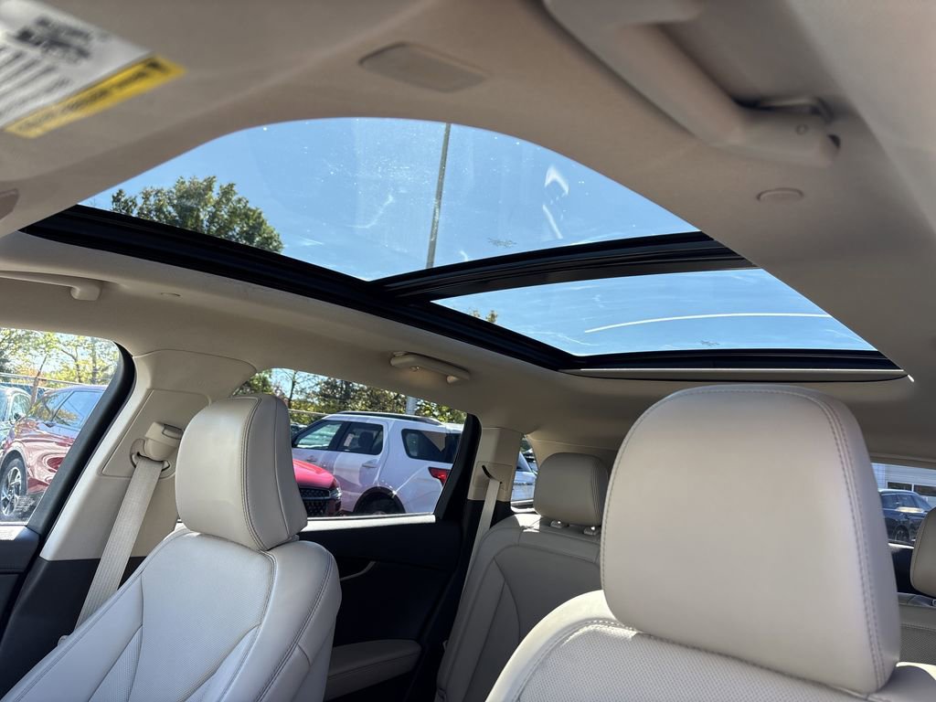 Certified 2022 Lincoln Nautilus Reserve w/ Luxury Package image 28