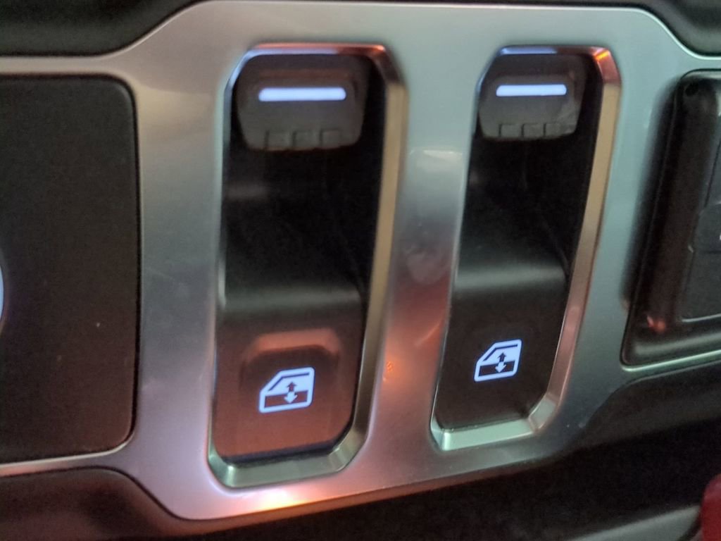 Used 2024 Jeep Wrangler Sport S AWD/4WD image 25