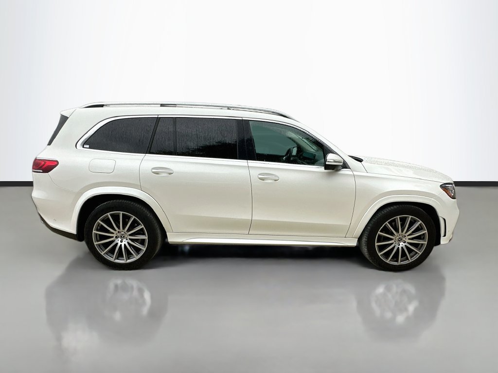 Used 2022 Mercedes-Benz GLS 450 4MATIC image 4