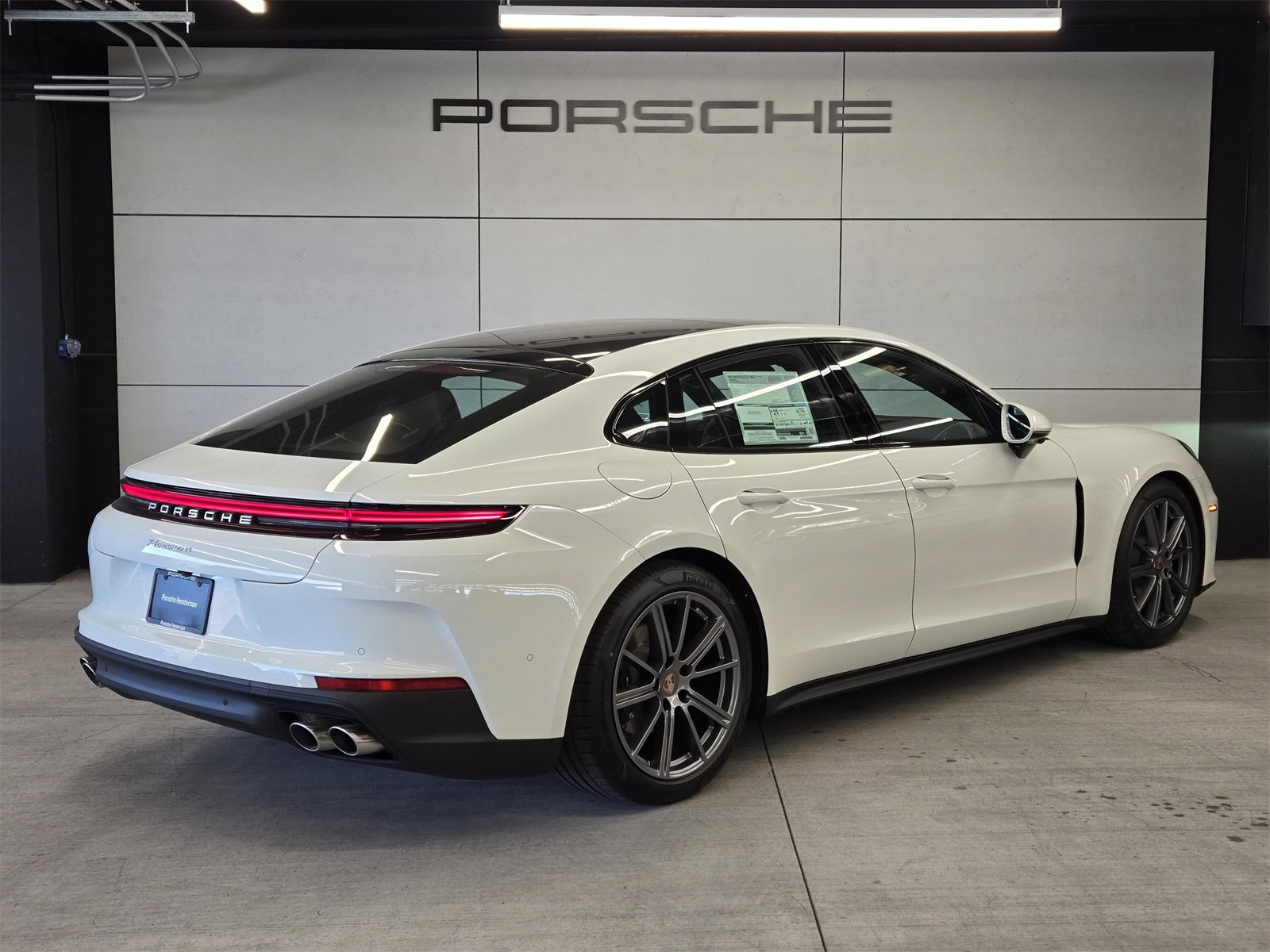New 2025 Porsche Panamera image 6
