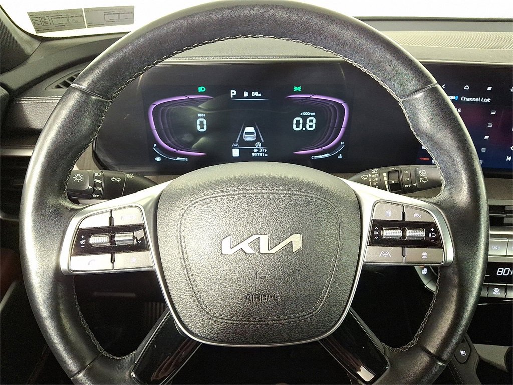 Used 2023 Kia Telluride EX w/ EX Captain's Chair Package image 22