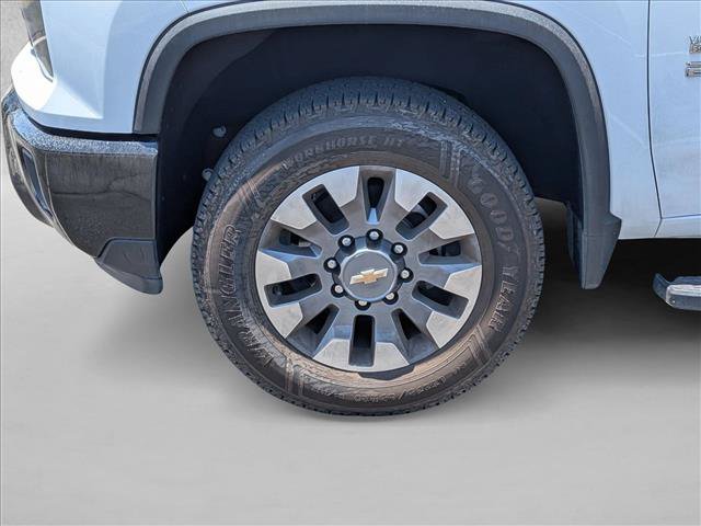 Used 2024 Chevrolet Silverado 2500 Custom w/ Custom Convenience Package AWD/4WD image 15