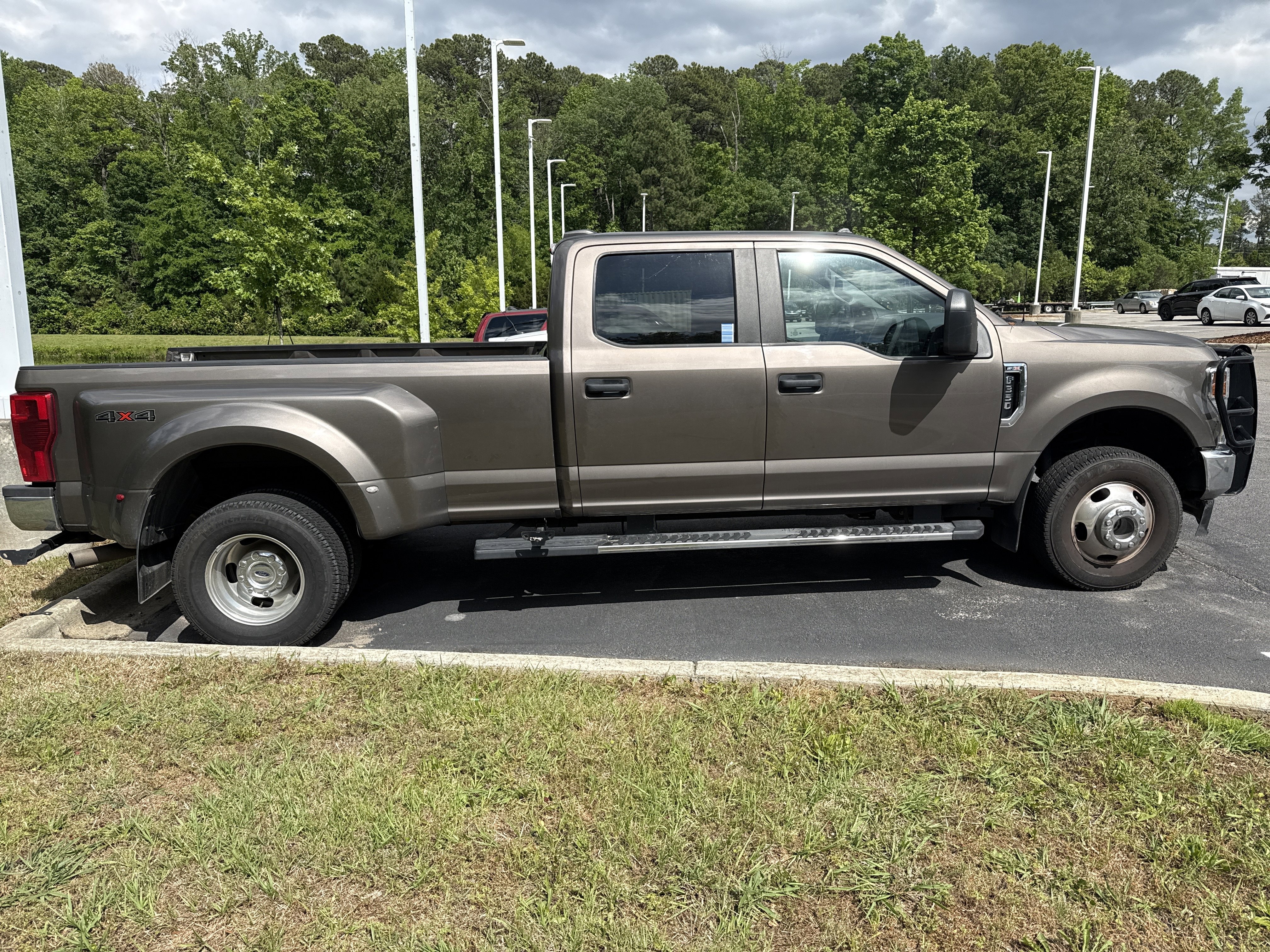 Used 2021 Ford F350 XL w/ STX Appearance Package AWD/4WD image 8