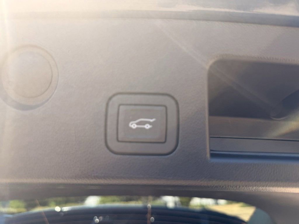 New 2026 Chevrolet Equinox RS FWD image 7