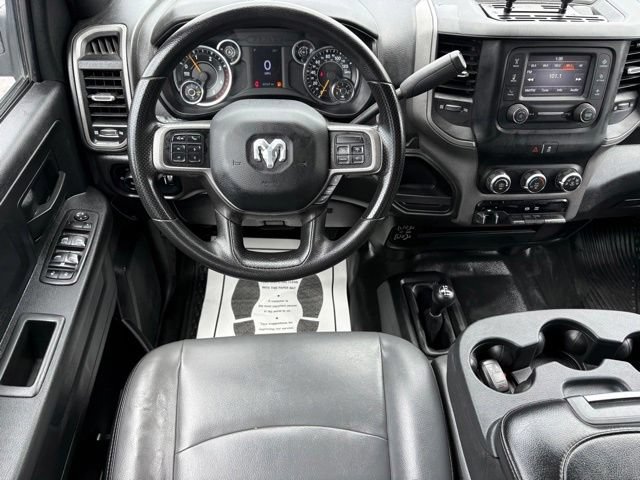 Used 2022 RAM 2500 Tradesman w/ Chrome Appearance Group AWD/4WD image 12