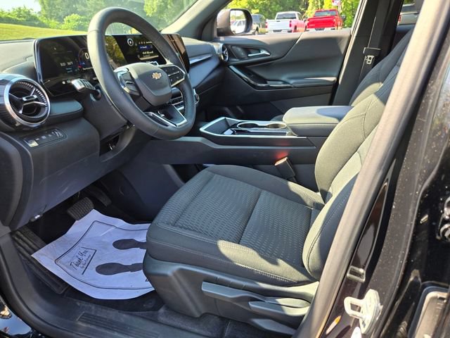 Used 2025 Chevrolet Equinox LT AWD/4WD image 13