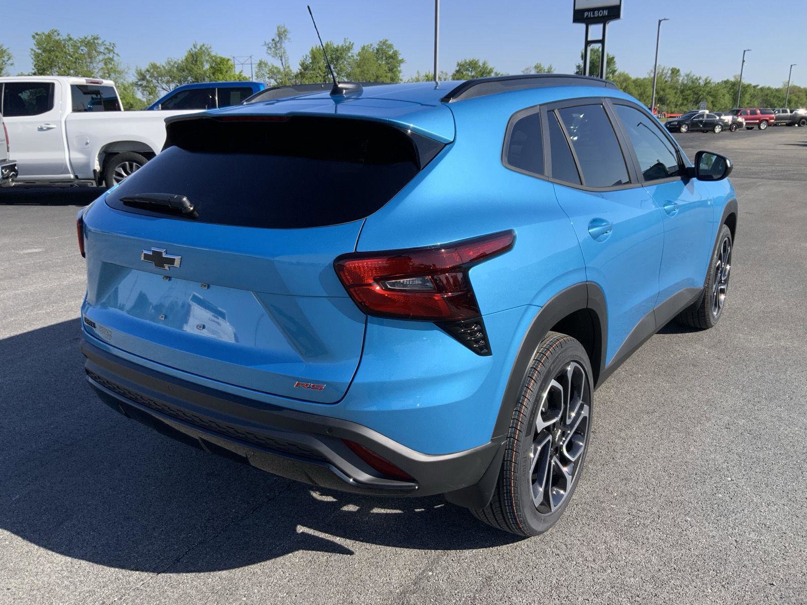 New 2026 Chevrolet Trax RS FWD image 10