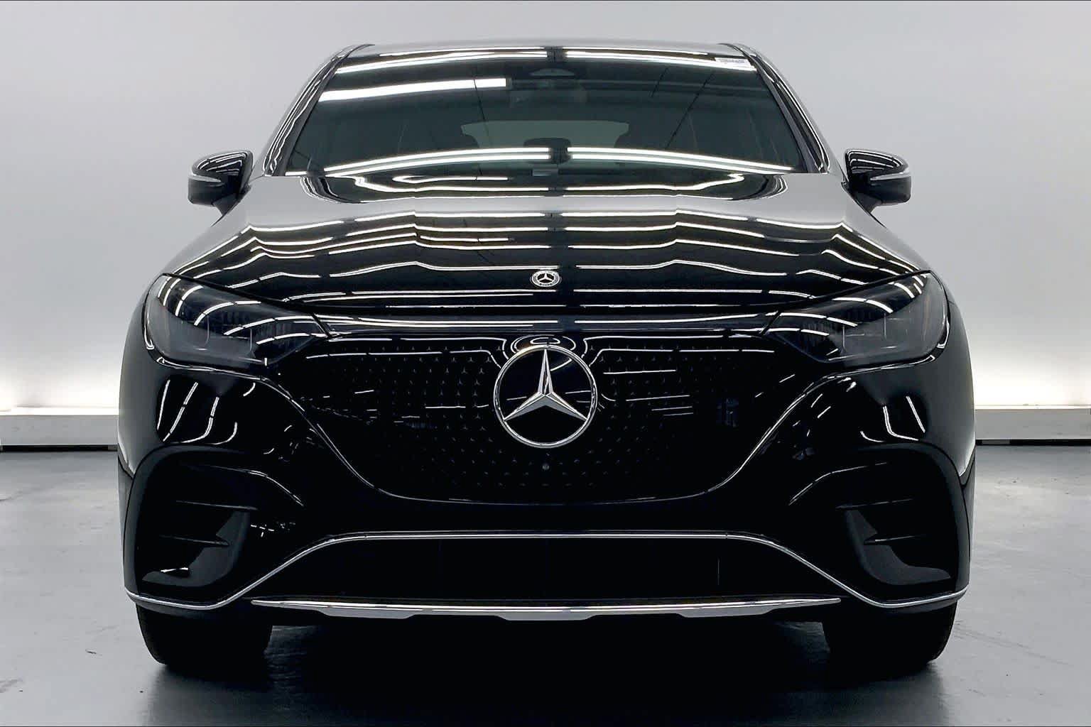 Used 2023 Mercedes-Benz EQE 350+ SUV image 7