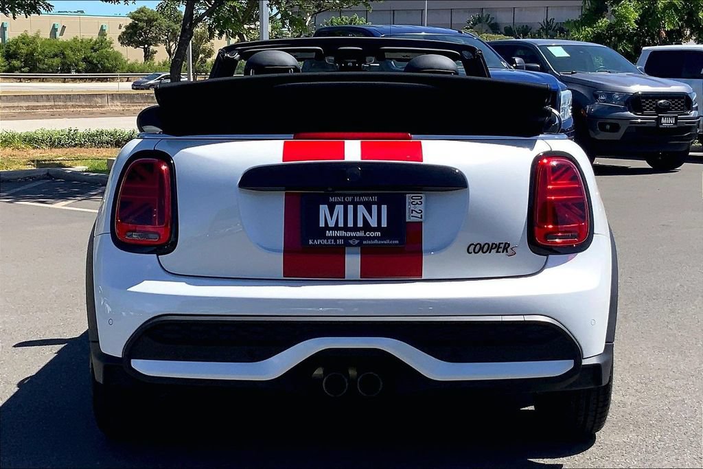 Used 2023 MINI Cooper S FWD image 4