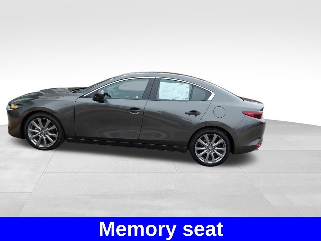Used 2024 MAZDA MAZDA3 s image 13