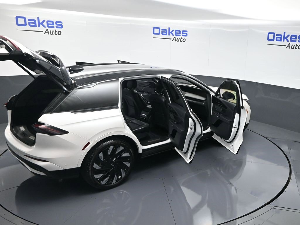 Used 2024 Lincoln Nautilus Reserve w/ Jet Appearance Package (87T) image 61