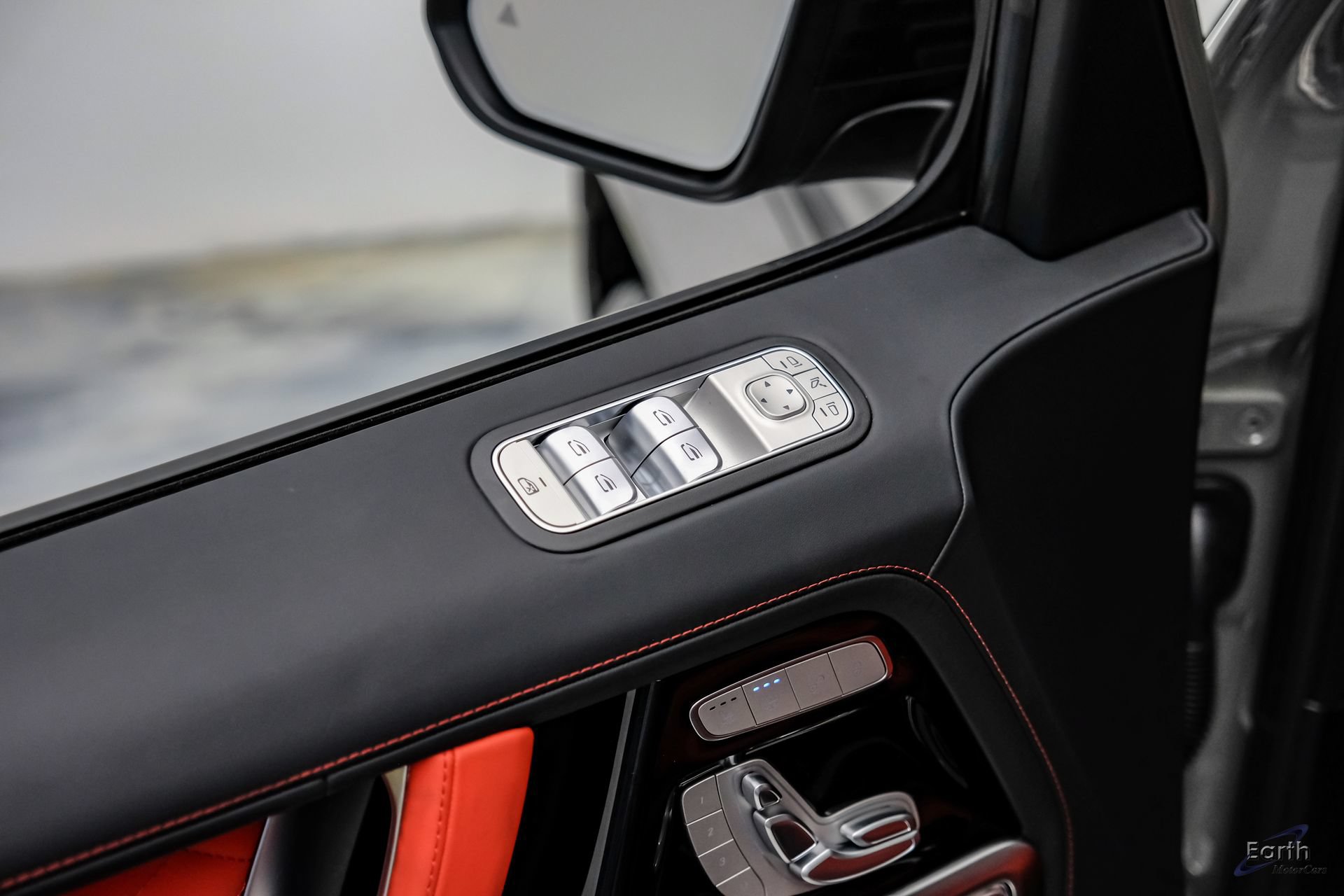 Used 2027 Mercedes-Benz G 63 AMG 4MATIC image 89