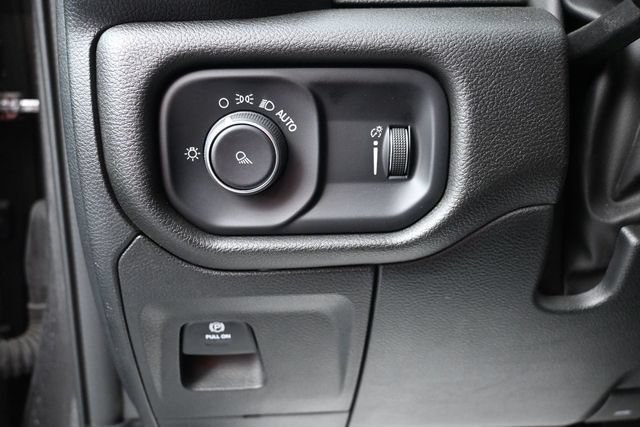 Used 2025 RAM 1500 Tradesman AWD/4WD image 17