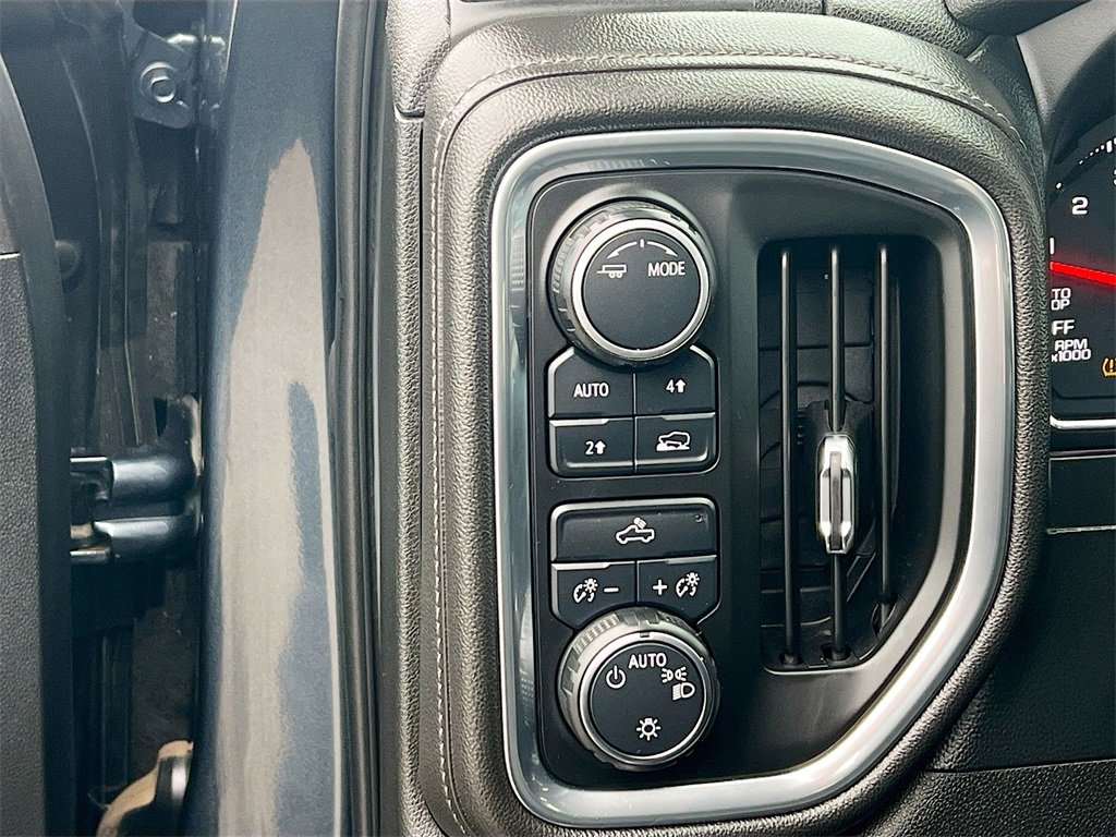 Used 2020 Chevrolet Silverado 1500 LT w/ All-Star Edition image 10