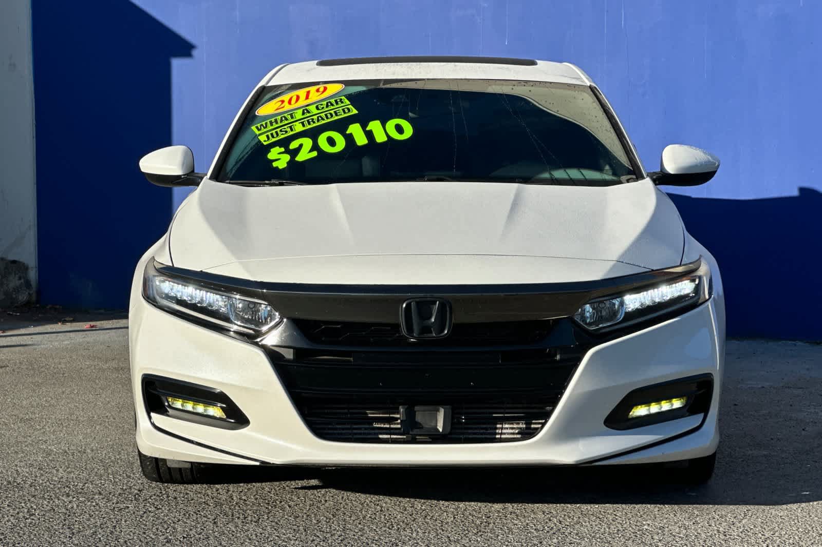 Used 2019 Honda Accord Sport image 9