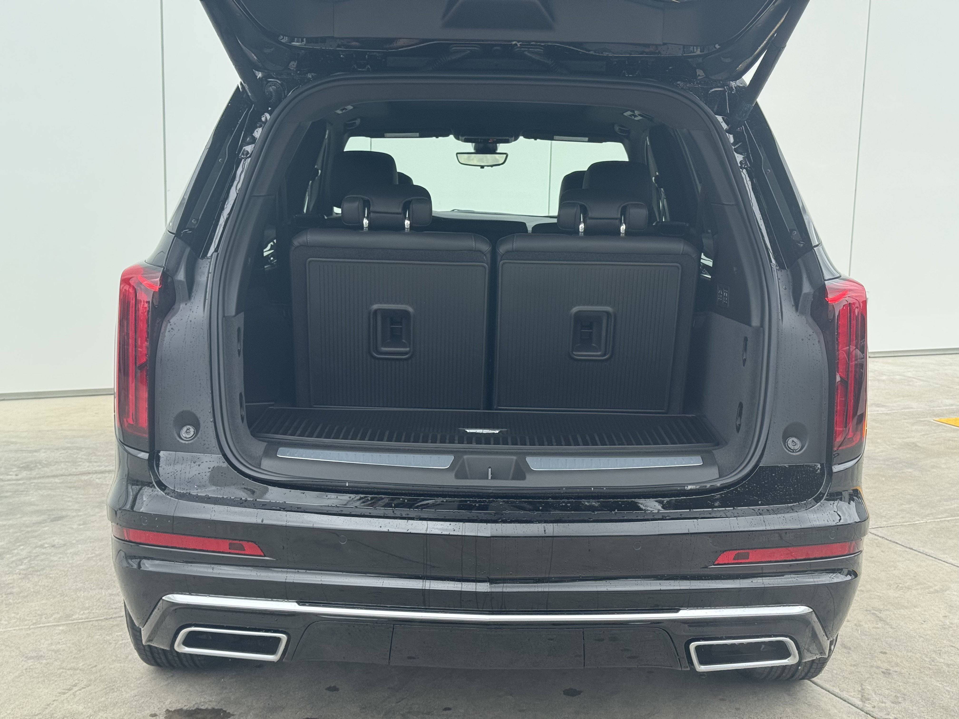 New 2025 Cadillac XT6 Premium Luxury w/ Technology Package image 9