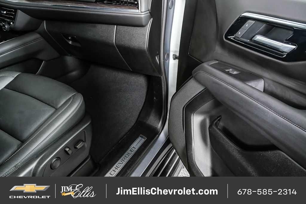 Certified 2025 Chevrolet Tahoe LT RWD image 24