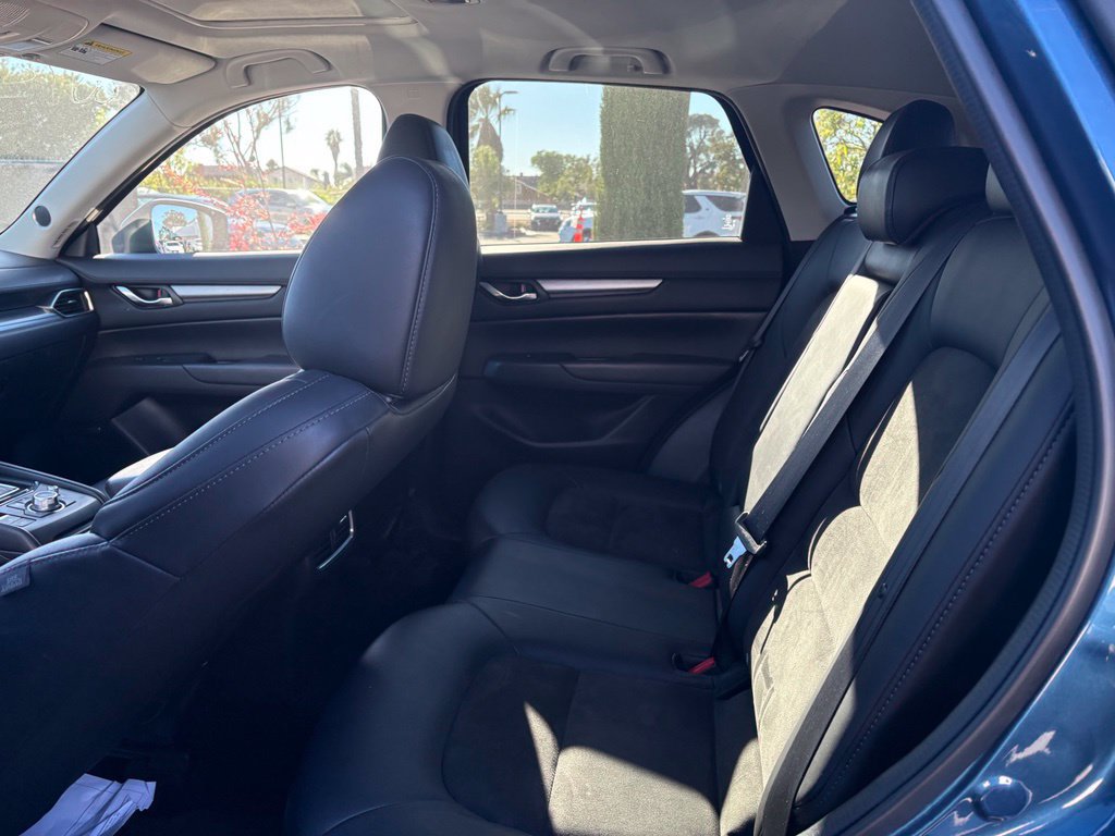 Used 2017 MAZDA CX-5 Touring w/ Preferred Equipment Package AWD/4WD image 11