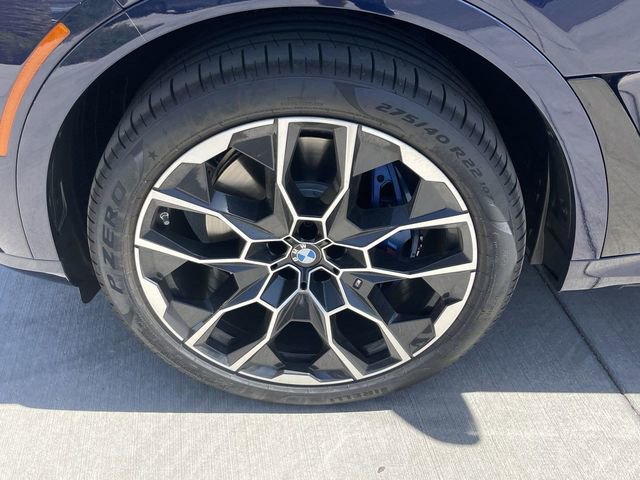 Used 2026 BMW X7 M60i image 10