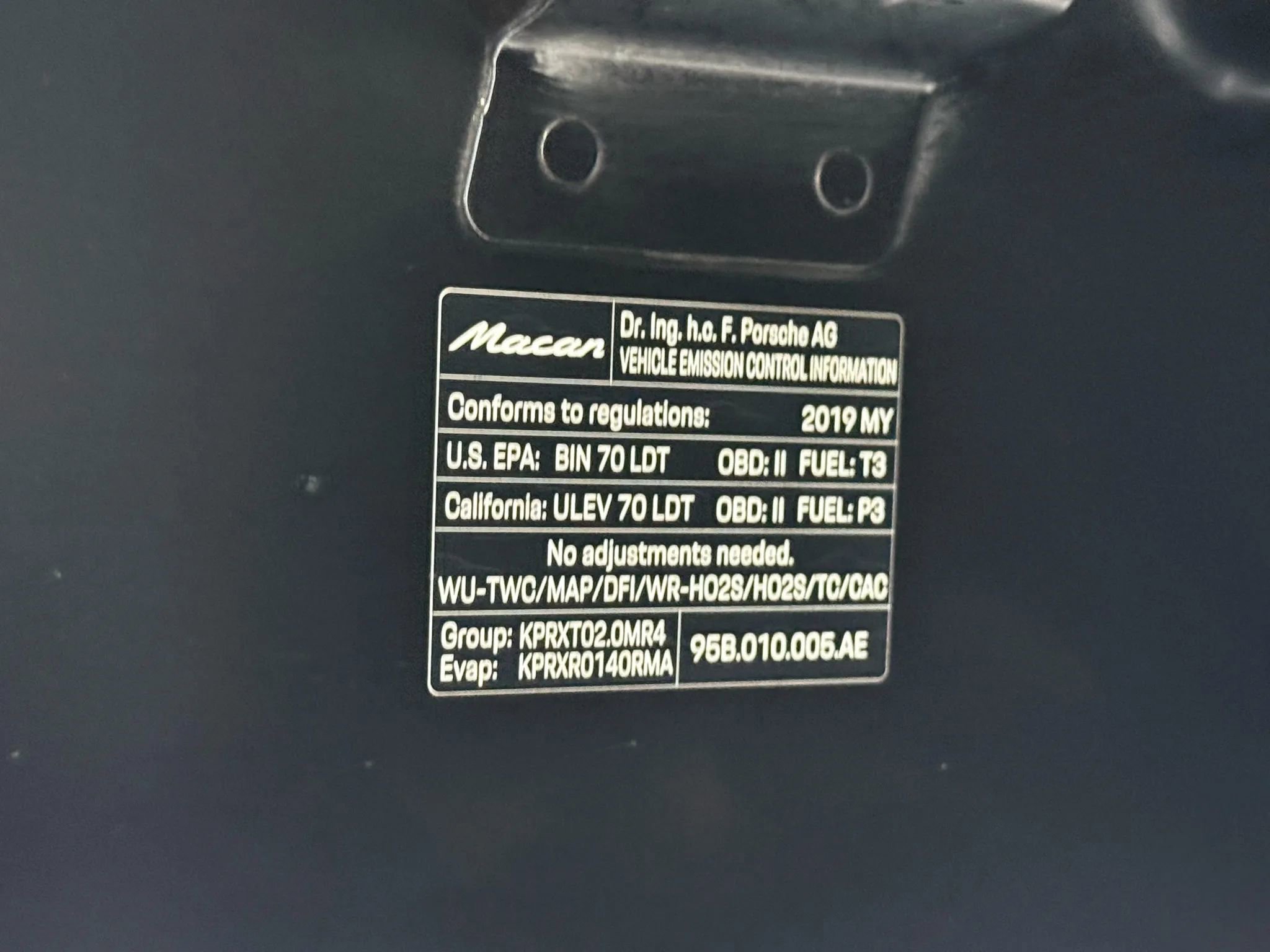 Used 2019 Porsche Macan Sport Edition image 52