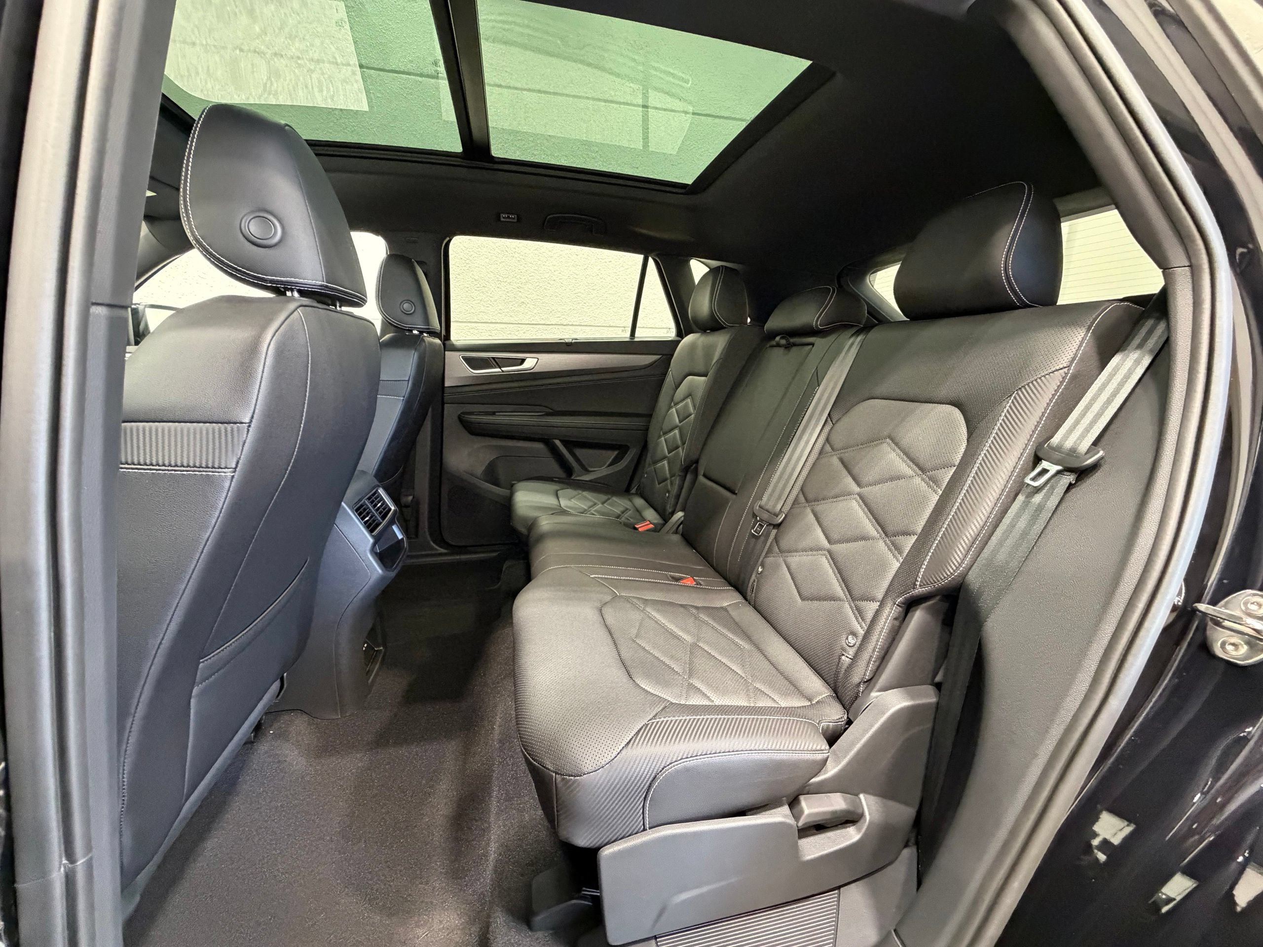 New 2026 Volkswagen Atlas Cross Sport SE AWD/4WD image 22