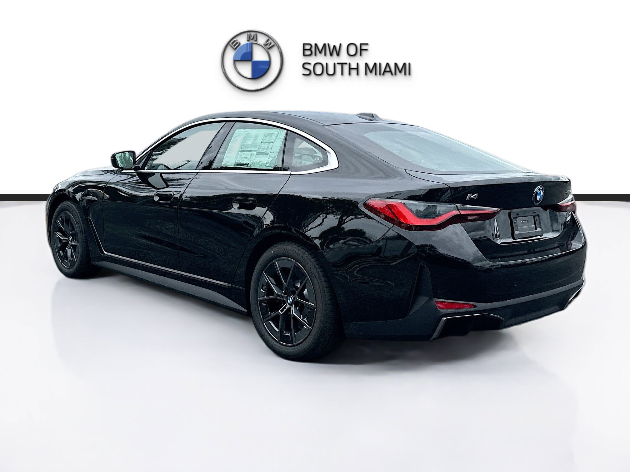 Used 2025 BMW i4 eDrive40 RWD image 4