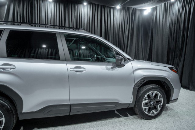 Used 2026 Subaru Forester Premium AWD/4WD image 4