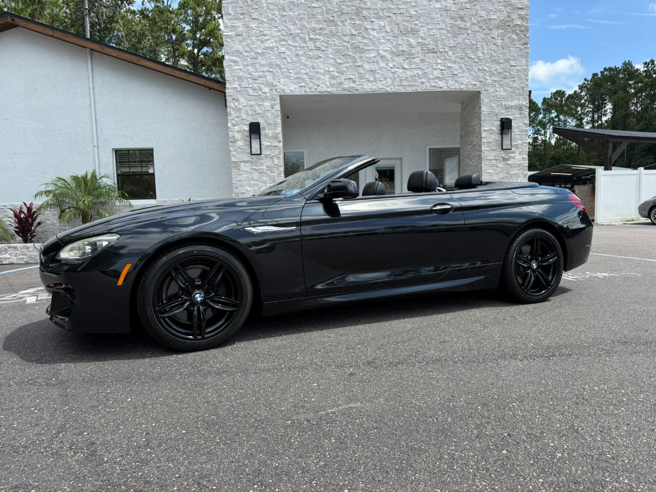 Used 2015 BMW 640i Convertible image 2