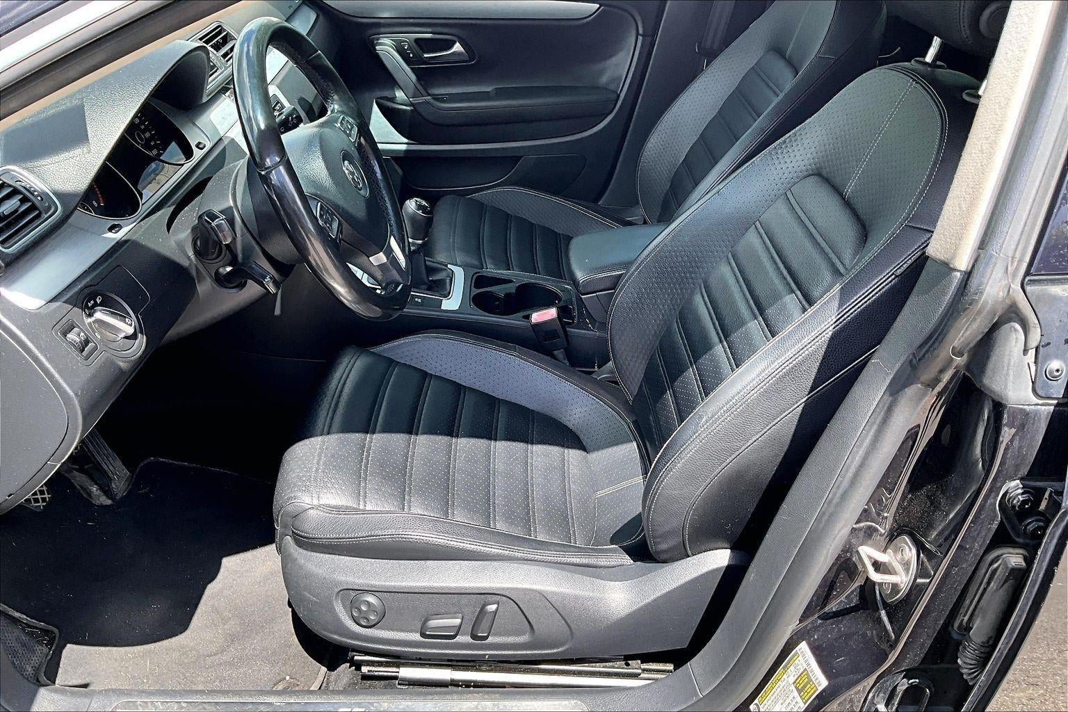 Used 2013 Volkswagen CC Sport FWD image 16
