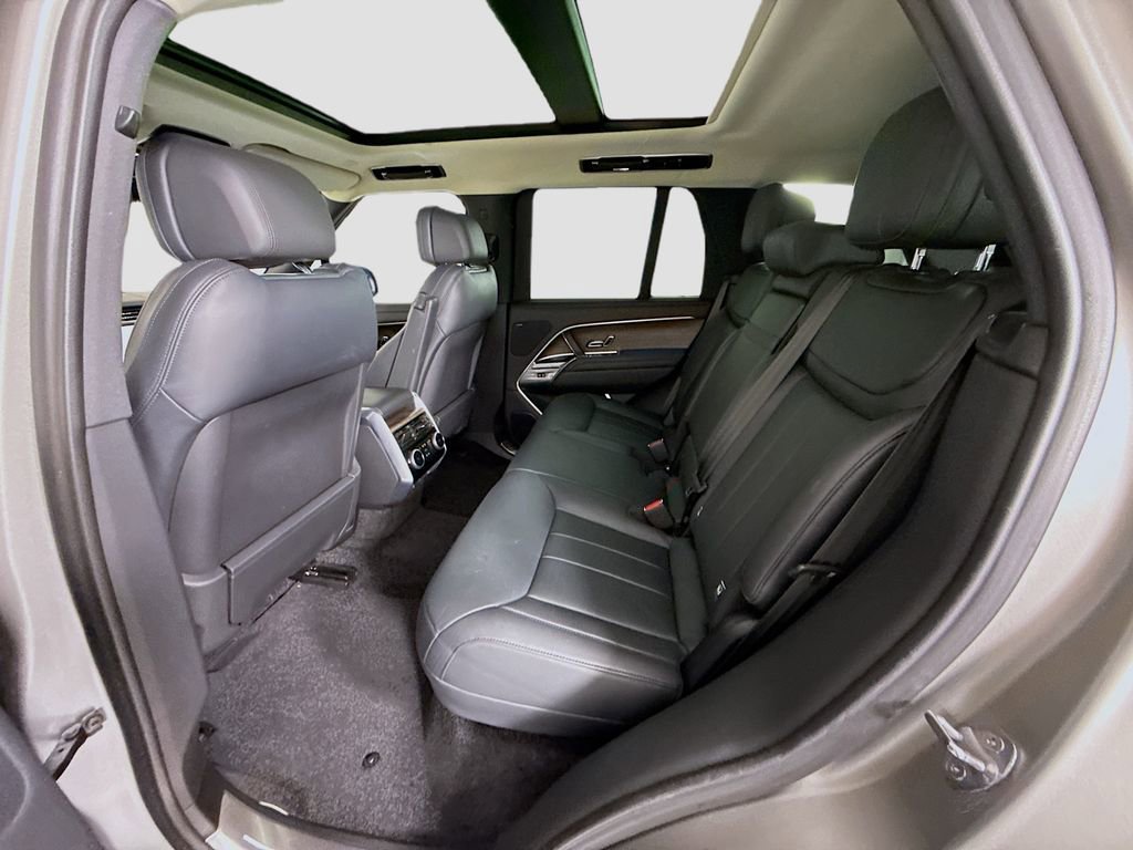 Used 2023 Land Rover Range Rover SE image 22