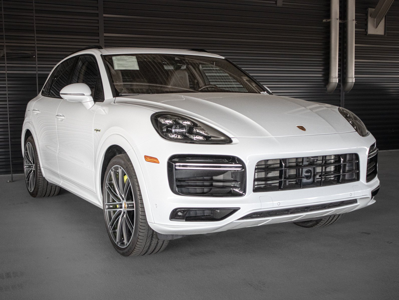 Used 2022 Porsche Cayenne Turbo S AWD/4WD image 7
