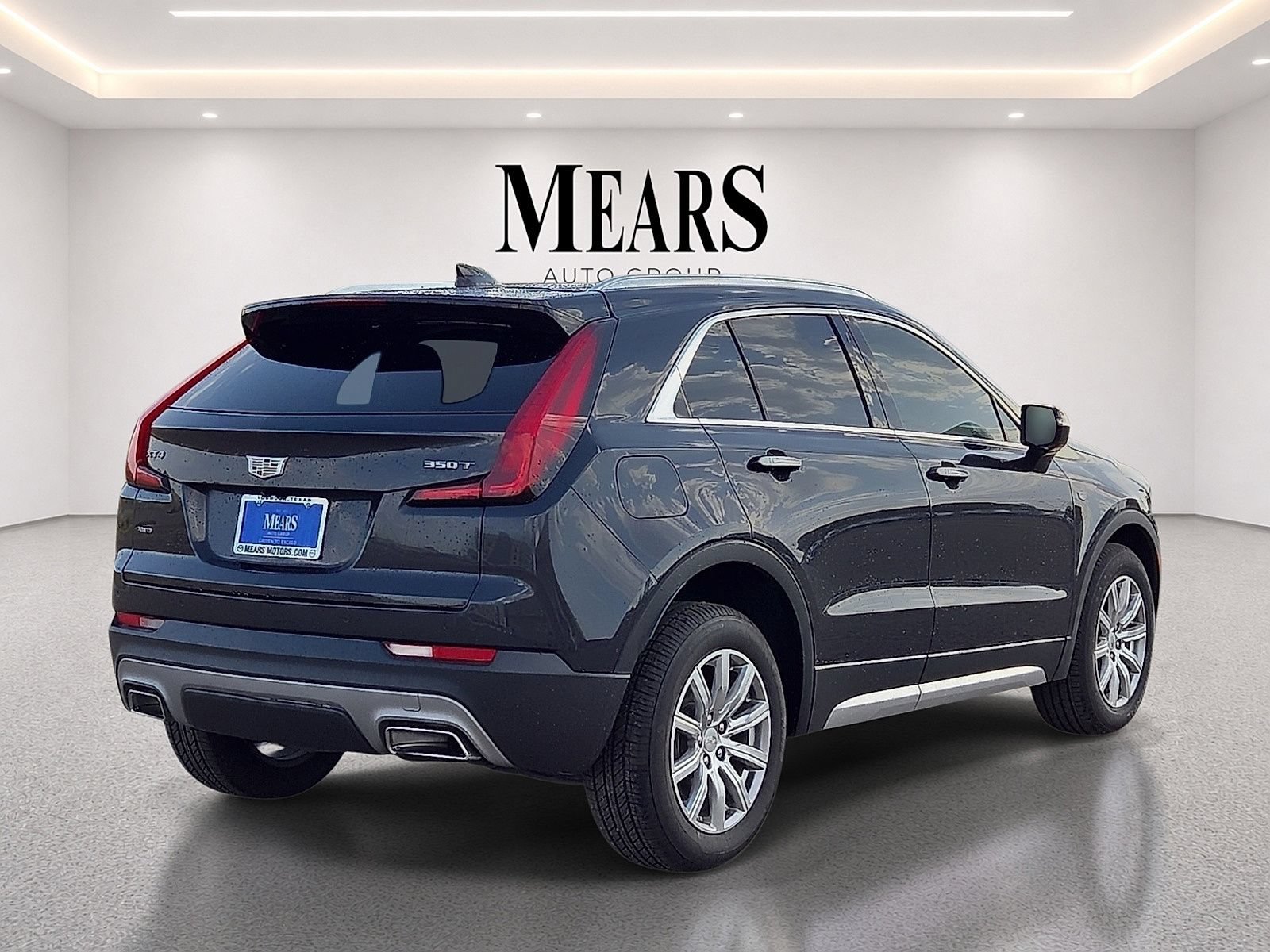 Used 2023 Cadillac XT4 Premium Luxury AWD/4WD image 5