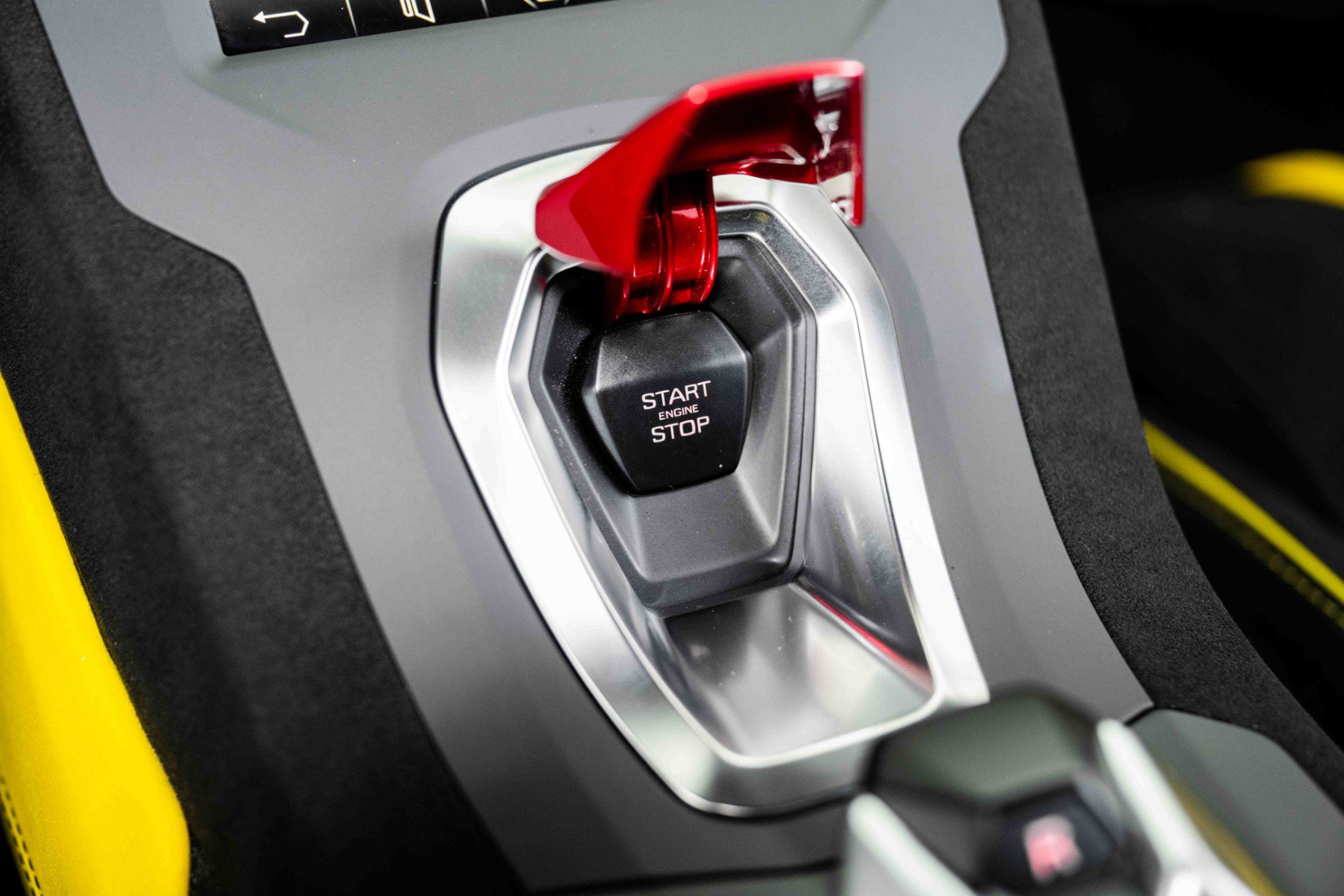 Used 2022 Lamborghini Huracan STO image 32